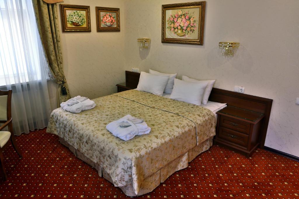 乌克兰罗夫诺酒店 客房 照片